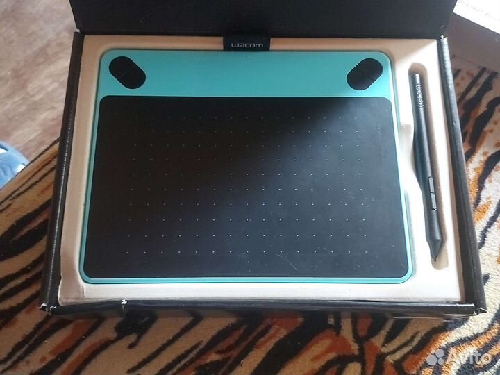 Графический планшет wacom intuos draw blue pen s