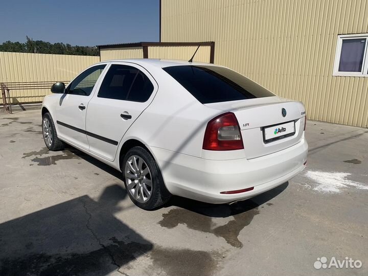 Skoda Octavia 1.6 МТ, 2011, 275 063 км