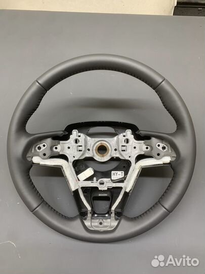 Руль оригинал кожа на Toyota camry 70 Новый