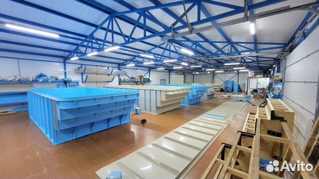 Полипропиленовый бассейн 7x3x1.5 с RGB подсветкой