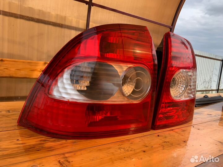 Задние фонари на приору
