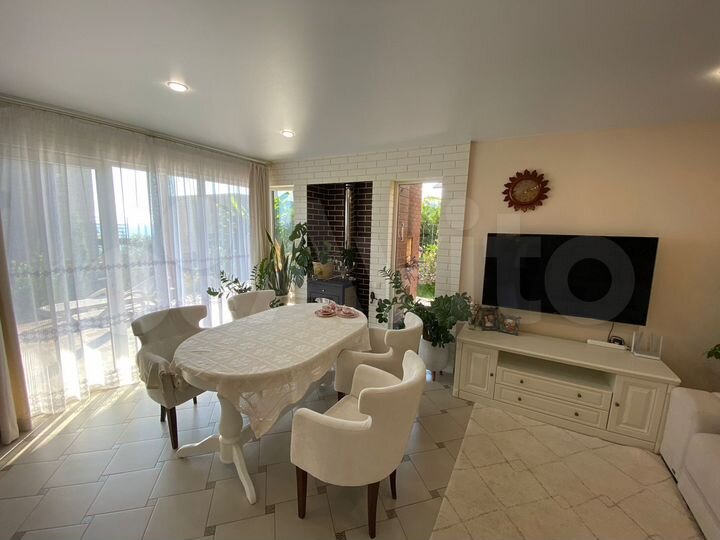 Дом 150 м² на участке 5 сот.