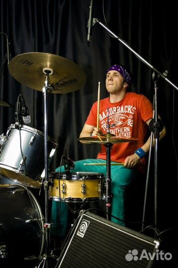 Уроки игры на барабанах. Бесплатный первый урок