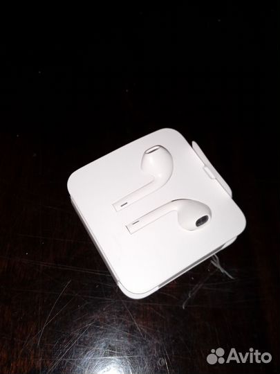 Наушники earpods новый