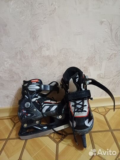 Коньки хоккейные