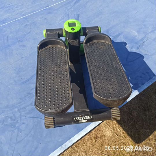 Тренажер для ног