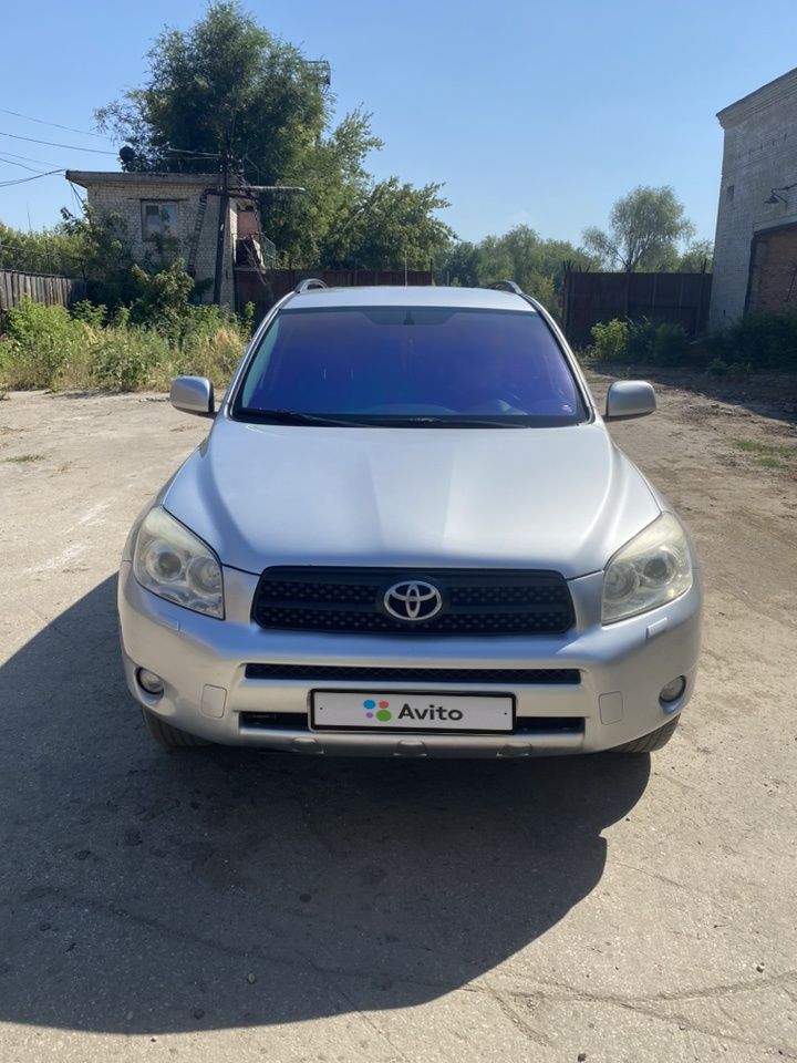 Toyota RAV4: фото владельца