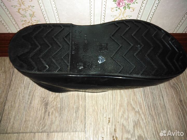 Галоши новые