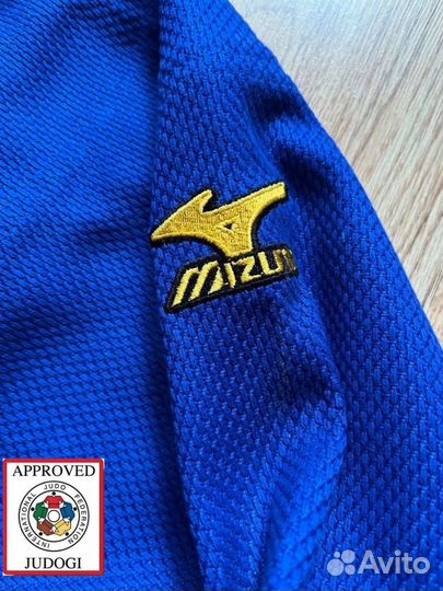 Кимоно для дзюдо Mizuno синие с лицензией IJF