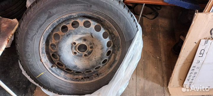 Nordman Nordman 4 215/65 R16