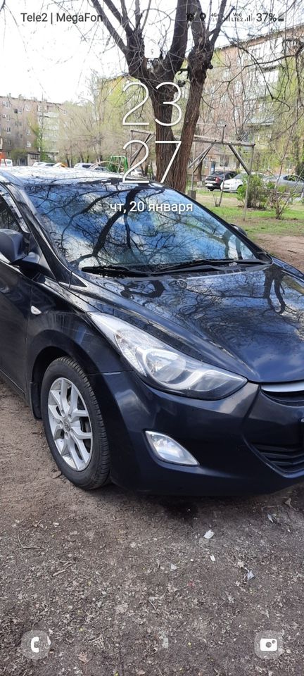 Hyundai Elantra: фото владельца