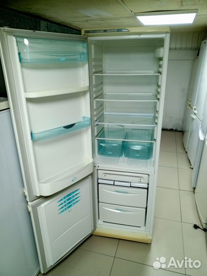 Холодильник Stinol No Frost