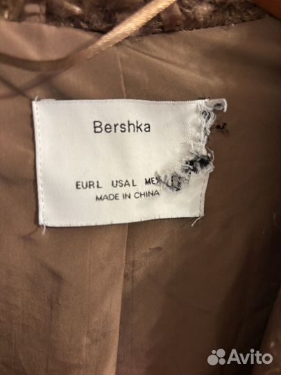Шуба bershka