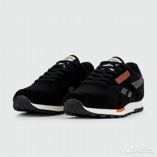 Кроссовки Reebok Classic Utility Black / White