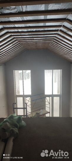 Штукатурка стен по маякам