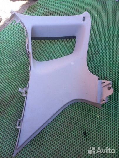 Накладка багажника правая Volkswagen Tiguan clja