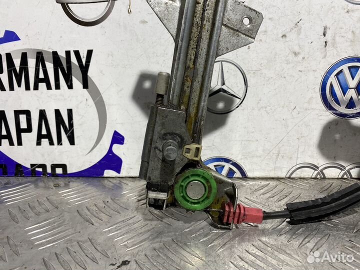 Передний правый стеклоподъемник Audi A6 C4