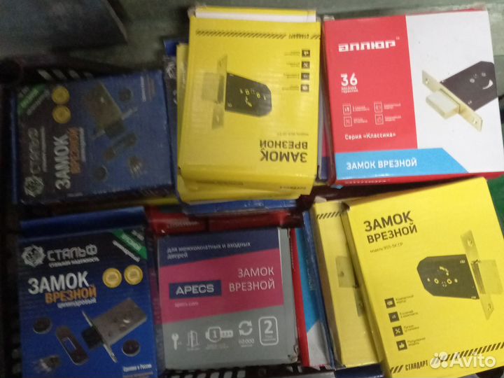Замки дверные врезные