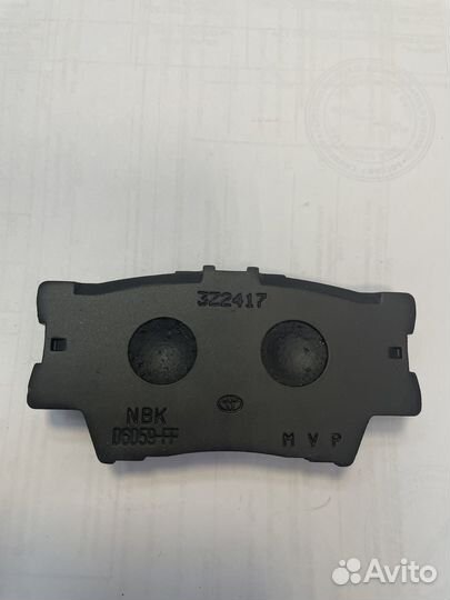 Тормозные колодки задние на Тойота camry с 2011г