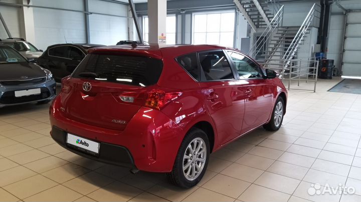 Toyota Auris, 2014