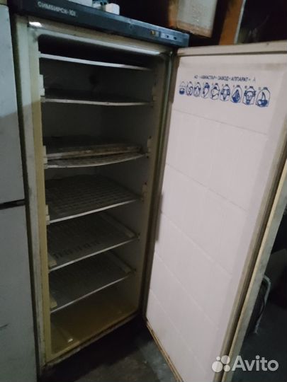 Продам холодильник не рабочий