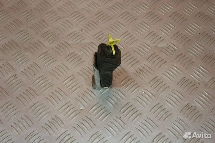 Подножка водителя левая Suzuki Intruder 400