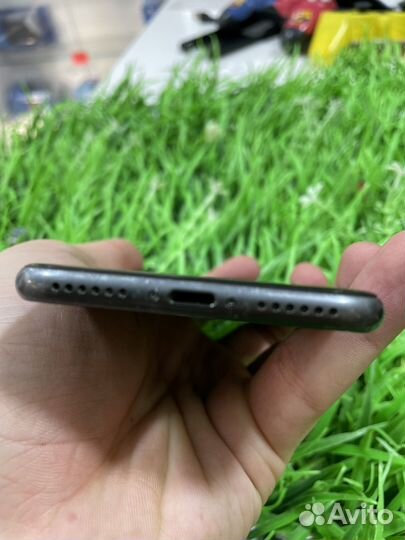 iPhone 8 64gb