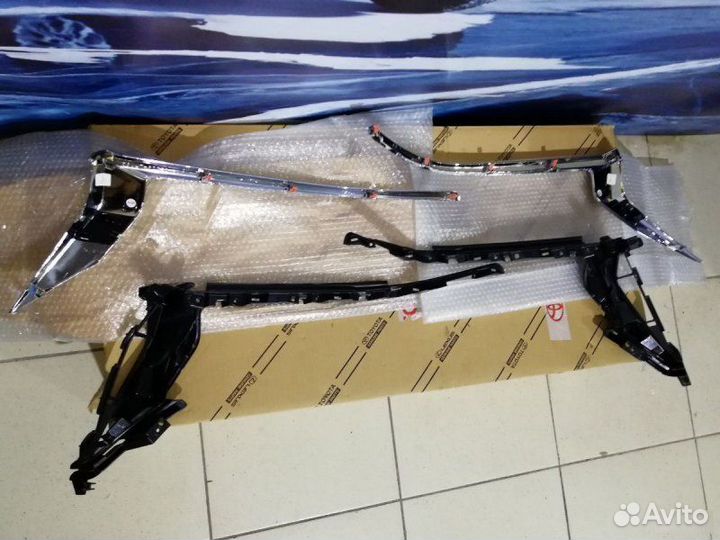 Хром фары Toyota Land Cruiser Prado 150