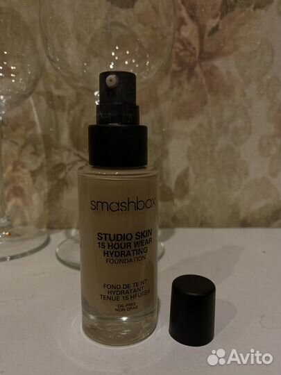 Тональный крем smashbox