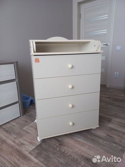 Пеленальный комод