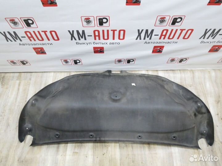 Обшивка крышки багажника Toyota Camry 50