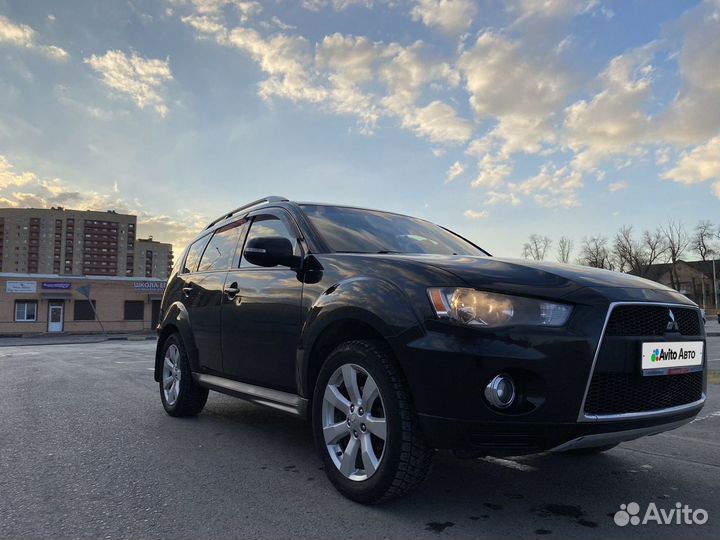 Mitsubishi Outlander 2.4 CVT, 2011, 156 500 км