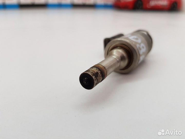 Форсунка топливная (Skoda Octavia)