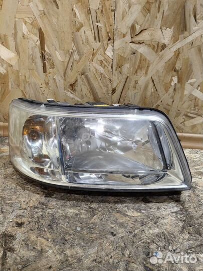 Фара Правая Фольксваген Транспортер Т5