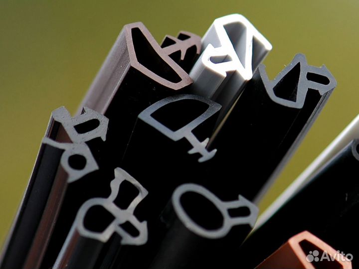 Уплотнитель контурный 8 мм