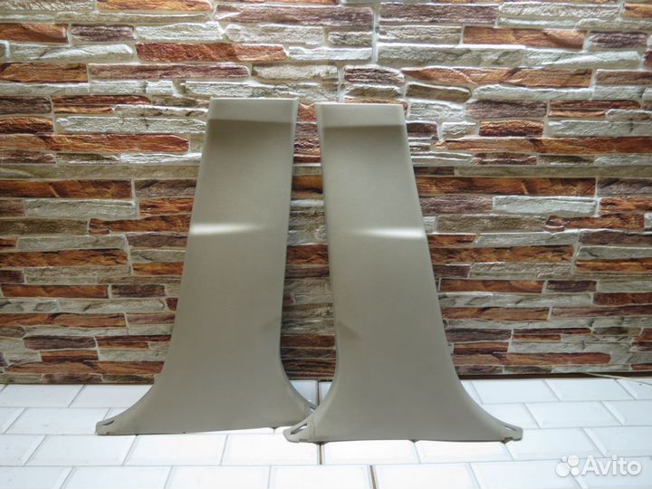 Обшивка центральной стойки Subaru Legacy BM BR 5