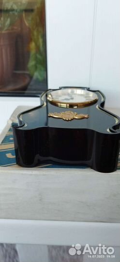 Часы настольные СССР Агат механические