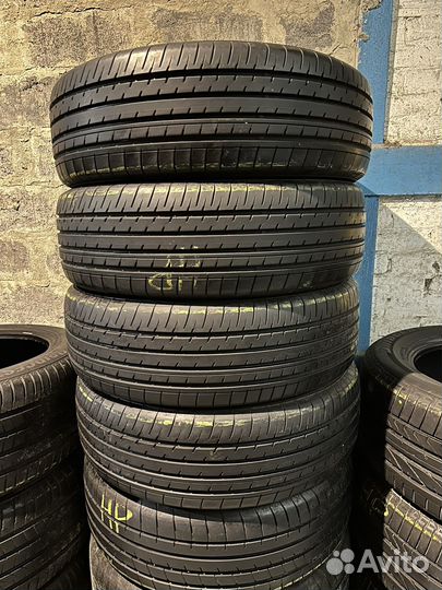 Yokohama BluEarth-XT AE61 235/65 R18