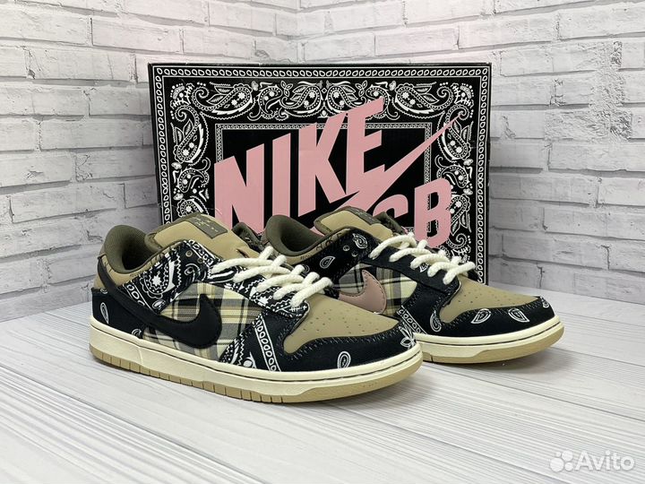 Кроссовки Nike sb dunk low travis scott