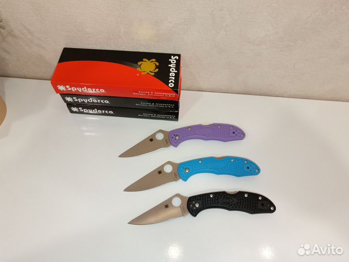 Нож spyderco delica 4