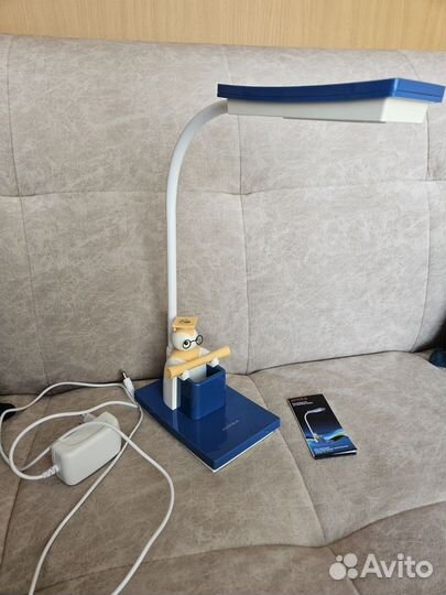 Настольный светодиодный светильник Supra