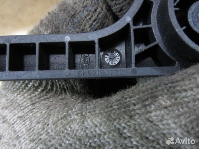 Ручка открывания капота lr002367