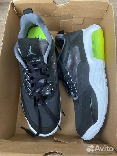 Кроссовки Nike Jordan Max 200