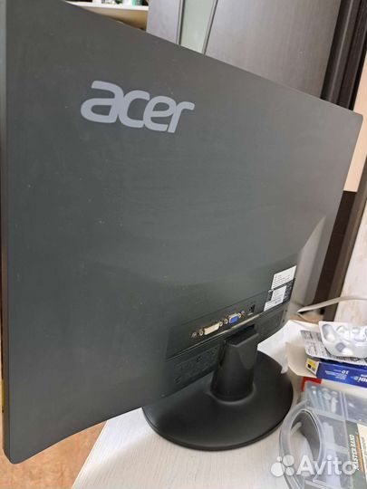 Монитор Acer S220HQL