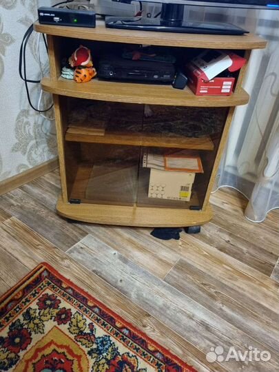 Тумбочка под телевизор