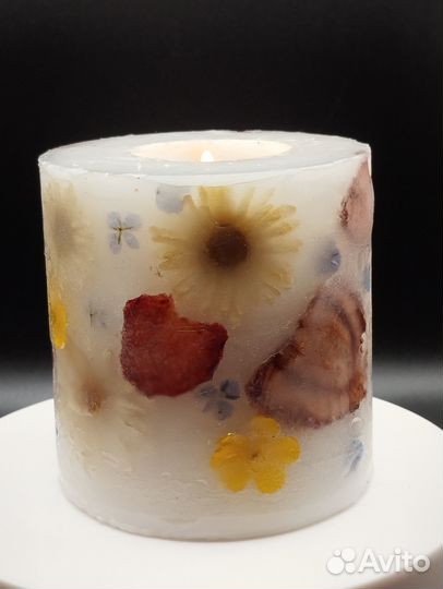 Свеча светодиодная с клубникой