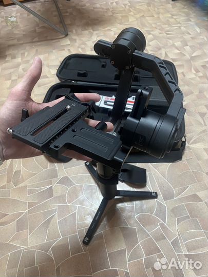 Zhiyun crane 2 + follow focus