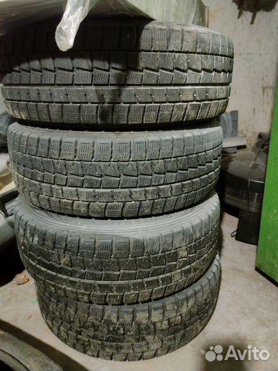 Резина зимняя dunlop r16