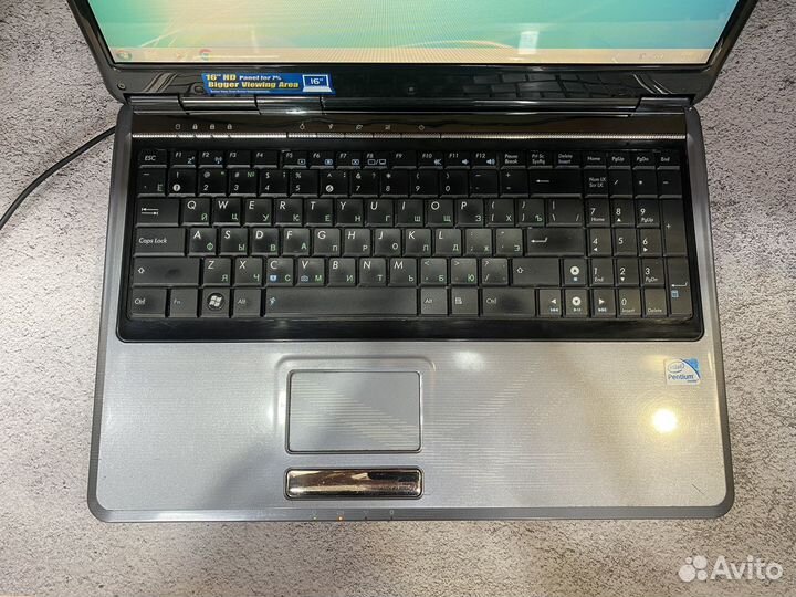 Ноутбук asus