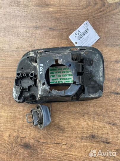 Лючок бензобака Renault Laguna 2 X74 F4P 2001